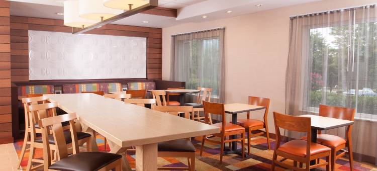 夏洛特加斯托尼亚万枫酒店(Fairfield Inn Charlotte Gastonia)图片