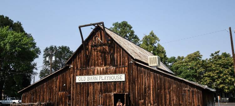 梨酒旅馆(Parry Lodge)图片