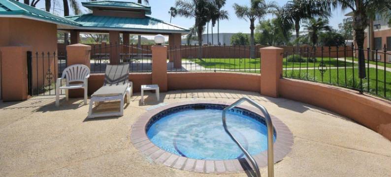 法尔美洲佳价旅馆(Americas Best Value Inn Pharr)图片