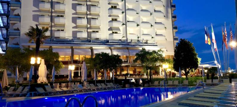 布里斯托尔酒店(Hotel Bristol)图片