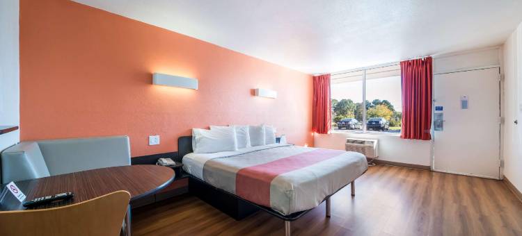 北卡罗来纳康内里泉 6 号汽车旅馆(Motel 6 Connellys Springs, NC)图片