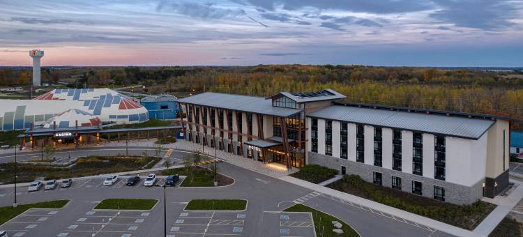 大蓝鹭酒店(Great Blue Heron Hotel)图片