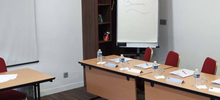 波尔多西部梅里尼亚克机场基里亚德酒店(Kyriad Bordeaux - MÉRIGNAC AÉROPORT)图片