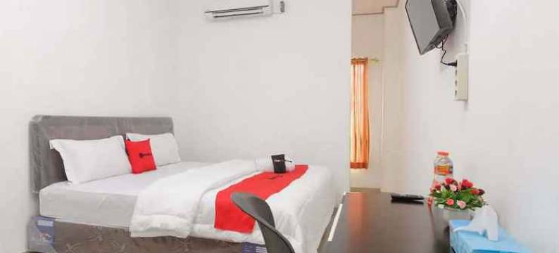 瑞德多兹酒店 - 附 RSU 苏阿卡印山(RedDoorz Syariah Near Rsu Suaka Insan Banjarmasin)图片