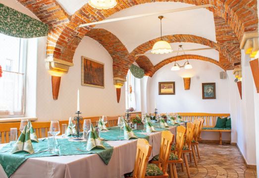 Gasthof Lend-Platzl Hotel Overview