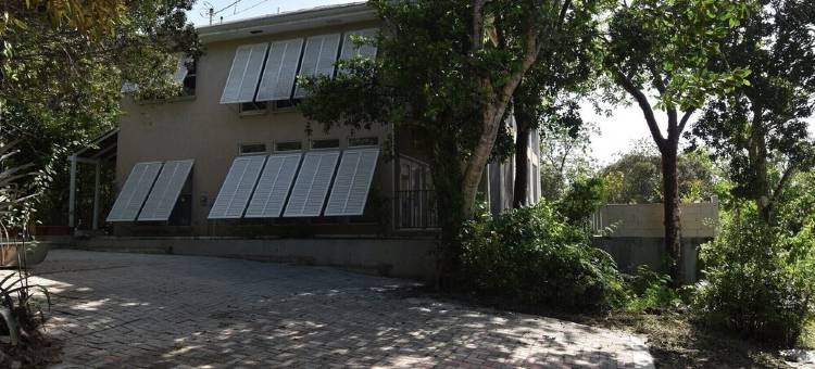 安静私密的自然度假屋，带泳池和海景(Quiet, private nature retreat with pool and ocean views.)图片