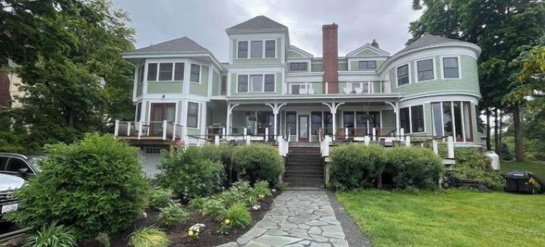 萨尔泰尔旅店水滨民宿(Saltair Inn Waterfront B&B)图片