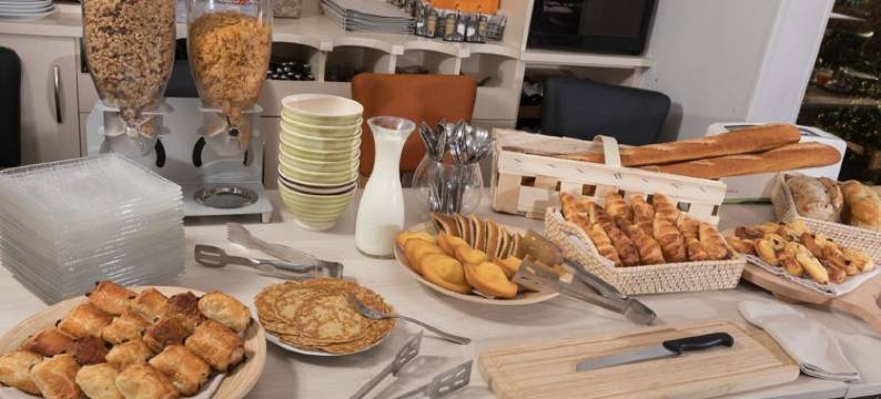 阿让唐阿尔勒原生酒店(Hôtel Ariès)图片