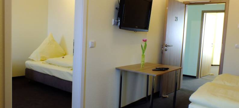 高登哈勒酒店(Hotel Gasthof Goldener Hahn)图片