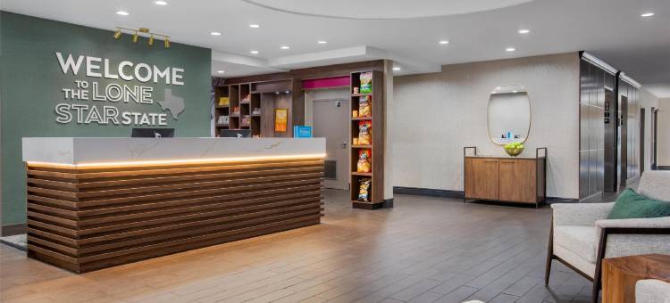 阿林顿北娱乐区欢朋套房酒店达拉斯(Hampton Inn & Suites Dallas-Arlington North-Entertainment District)图片