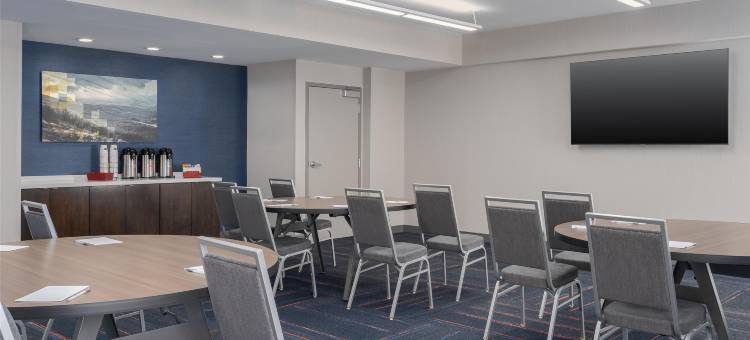 希尔顿欢朋酒店-阿尔图纳(Hampton Inn Altoona)图片