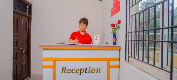 OYO293皇家佛陀酒店(OYO 293 Royal Bouddha Hotel)图片