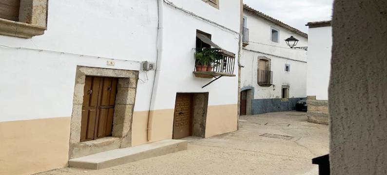 Holiday Home in Villamiel with Mountain Views图片