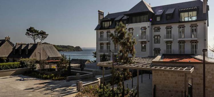 勒卡斯特尔 T2 A· T2 海景豪华公寓 a(Le castel T2 Â· T2 Luxury Apartment with Sea View a)图片