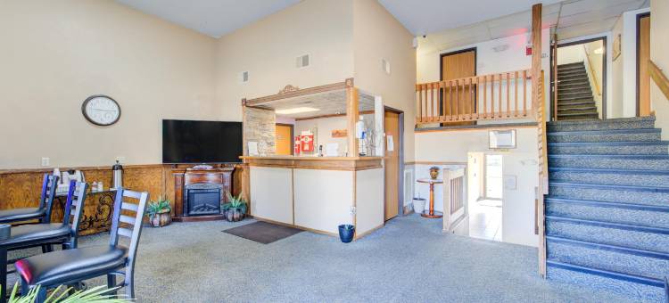 Capital O Amerihost Inn and Suites Kingdom City Hwy 54 MO图片