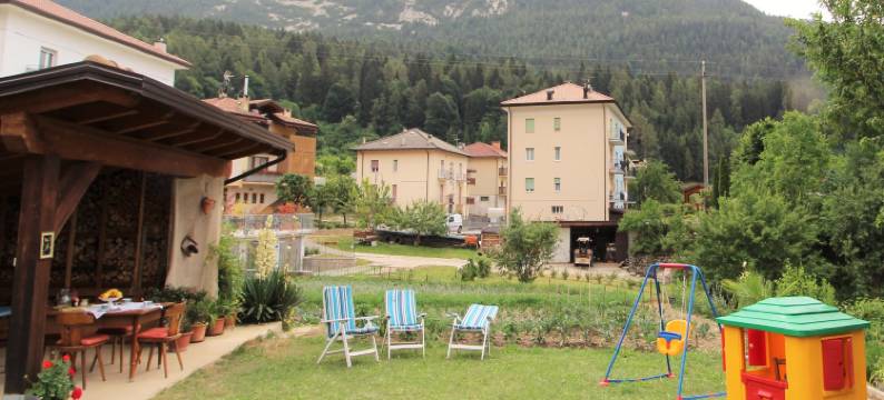 Family Retreat near Garda图片