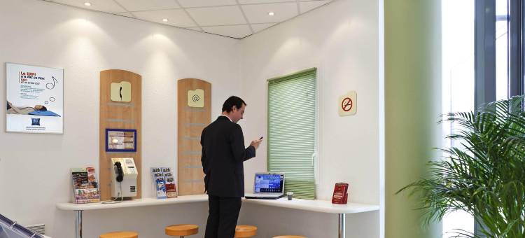 芒特拉若利宜必思快捷酒店(Ibis Budget Mantes-la-Jolie Sully)图片