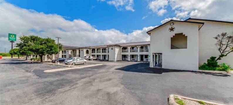 章克申品质酒店及套房(Quality Inn & Suites Junction)图片