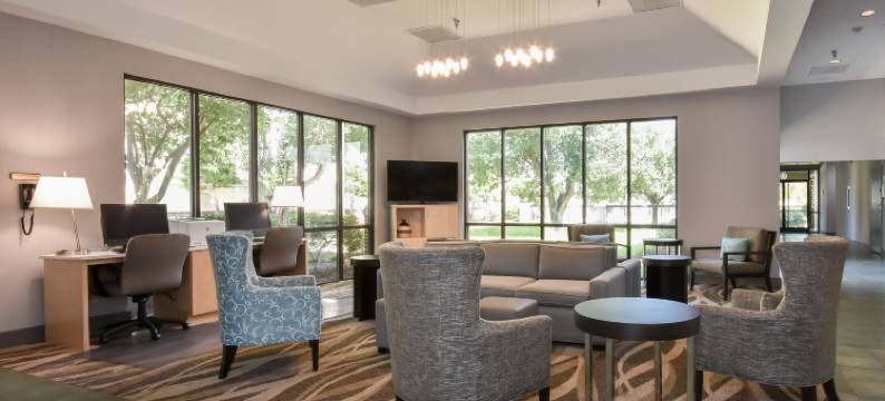 Holiday Inn 兰伯顿 by IHG(Holiday Inn LUMBERTON NORTH - I-95 by IHG)图片