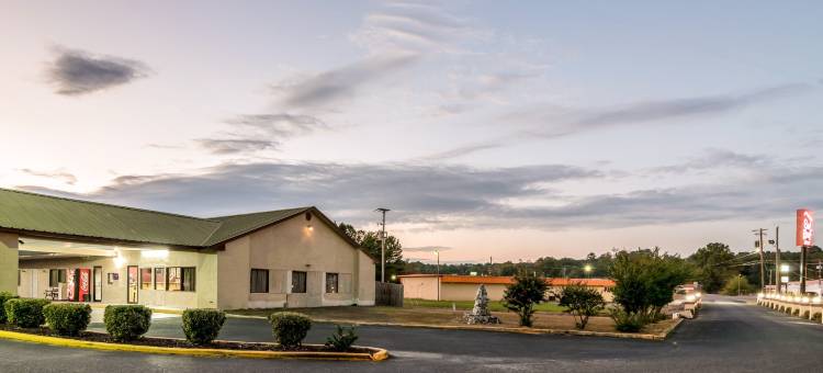 红顶酒店-锡拉科加(Red Roof Inn Sylacauga)图片