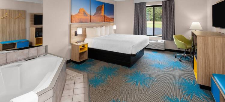 鹰河戴斯酒店(Days Inn by Wyndham Eagle River)图片