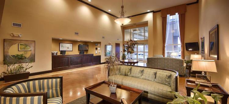 韦恩斯伯勒贝斯特韦斯特优质套房酒店及会议中心(Best Western Plus Waynesboro Inn  Suites Conference Center)图片