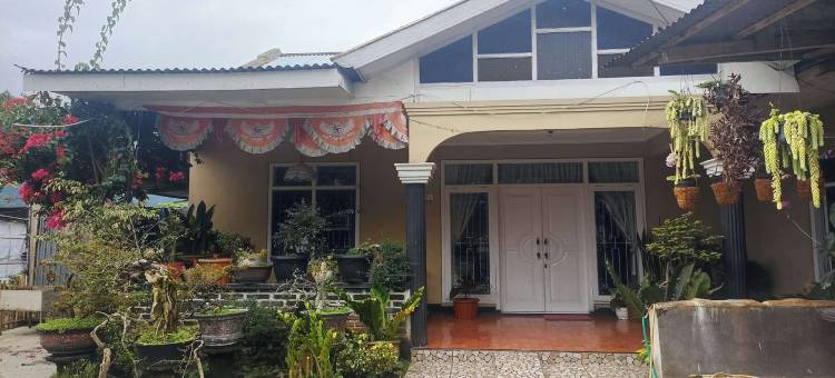 OYO 94841 阿洛迪亚家庭民宿(OYO 94841 Alodia Homestay Family)图片