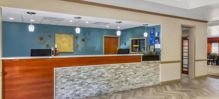 格林维尔贝斯特韦斯特优质套房酒店(Best Western Plus Suites-Greenville)图片