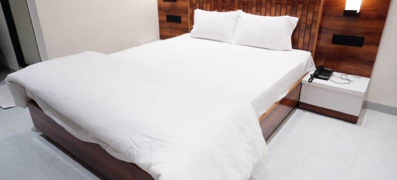 翡翠巢(Emerald Nest)图片