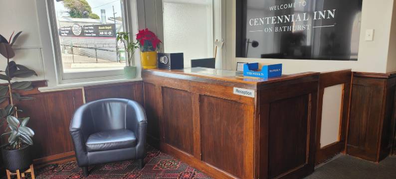 巴瑟斯特百年旅馆(Centennial Inn on Bathurst)图片