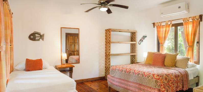 阿科艾丽斯旅馆(Posada Arco Iris, West End)图片