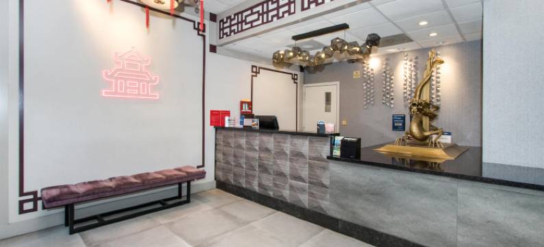 Best Western Plus Dragon Gate Inn图片