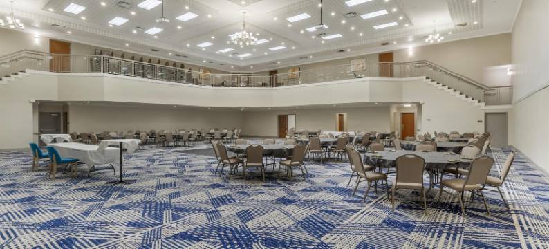 玫瑰城会议中心贝斯特韦斯特优质酒店(Best Western Plus Rose City Conference Center Inn)图片