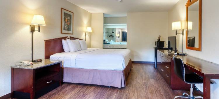 马歇尔温德姆戴斯套房酒店(Days Inn & Suites by Wyndham Marshall)图片