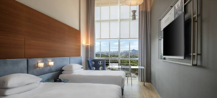 都灵灵格托希尔顿逸林酒店(DoubleTree by Hilton Turin Lingotto)图片