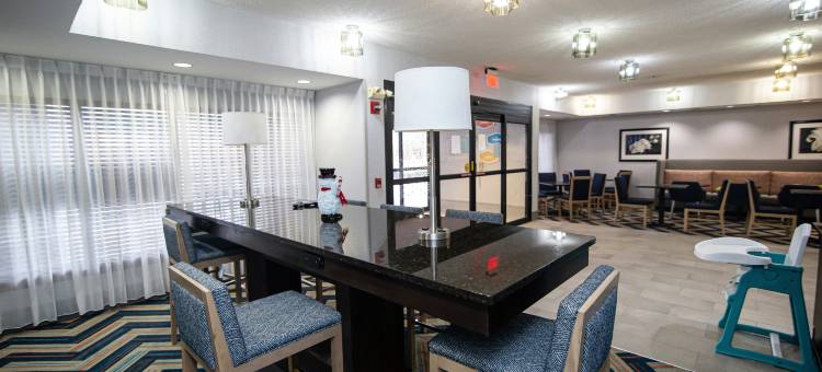 希尔顿欢朋酒店-亚特兰大桃树市(Hampton Inn Atlanta/Peachtree City)图片
