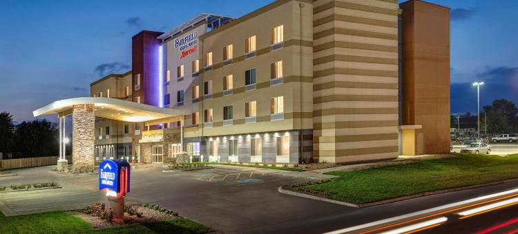 哈钦森万枫酒店及套房(Fairfield Inn & Suites Hutchinson)图片