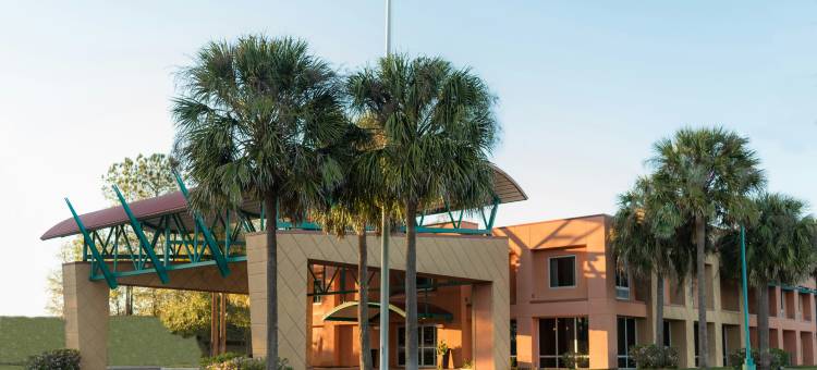 布鲁克斯维尔戴德城希尔顿欢朋酒店(Hampton Inn Brooksville)图片