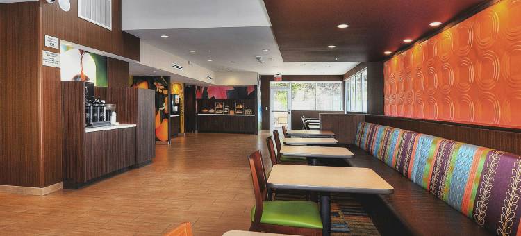 洛杉矶罗斯米德万枫酒店(Fairfield Inn & Suites Los Angeles Rosemead)图片