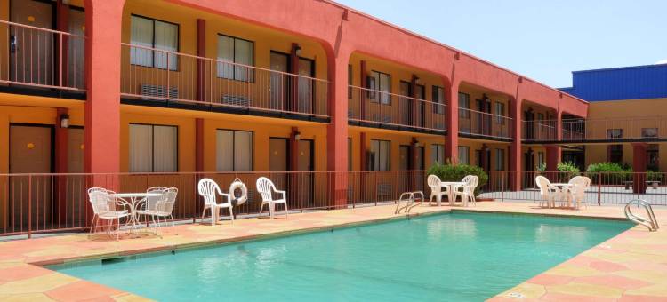 米德兰戴斯酒店(Days Inn by Wyndham Midland)图片