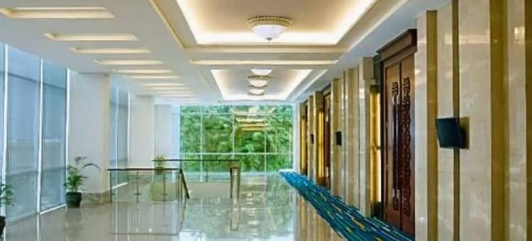 阿曼达鲁佩卡隆岸酒店(Amandaru Hotel Pekalongan)图片