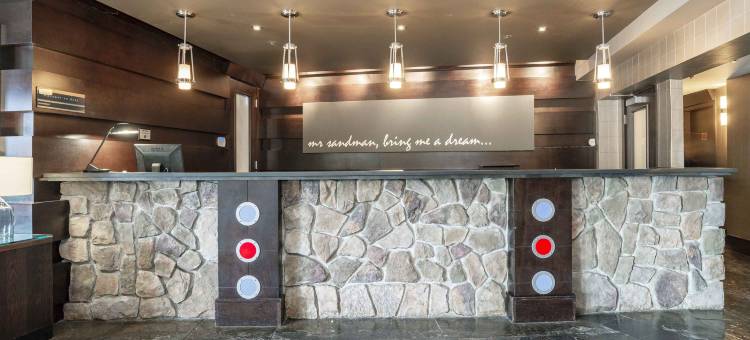 基洛纳桑德曼套房酒店(Sandman Hotel & Suites Kelowna)图片