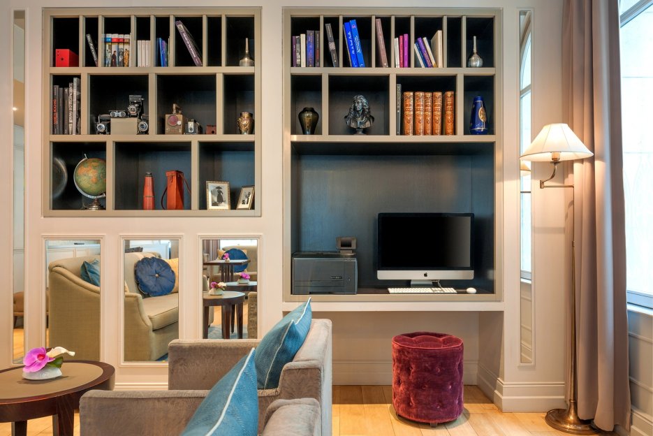 La Clef Louvre Paris by The Crest Collection Over view