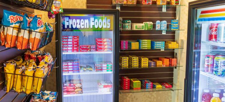 普莱恩维尔-福克斯波罗舒适套房酒店(Comfort Inn & Suites Plainville-Foxboro)图片