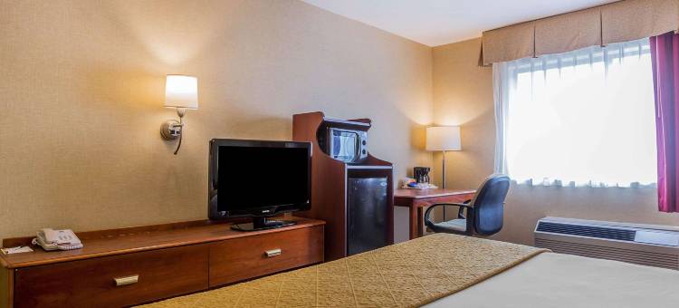 海德帕克波启浦夕北凯艺酒店(Quality Inn Hyde Park Poughkeepsie North)图片