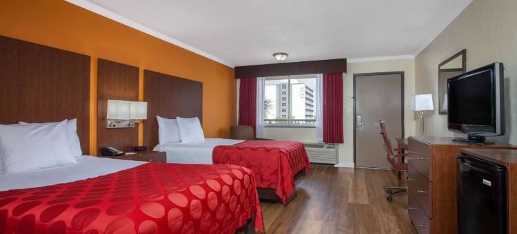 温德姆华美达-坦帕西岸机场南(Ramada by Wyndham Tampa Westshore Airport South)图片