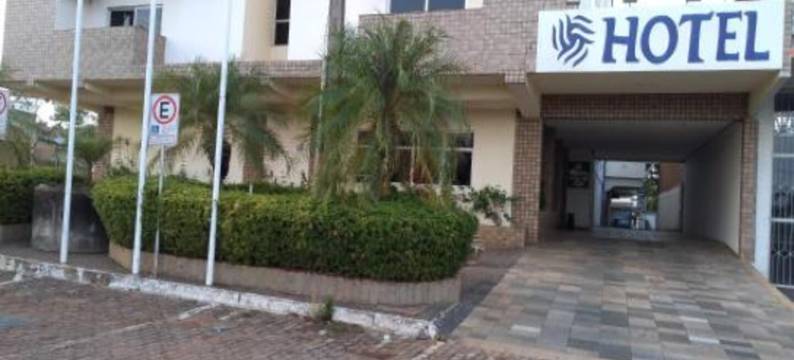 维多利亚广场酒店(Victoria Plaza Hotel)图片