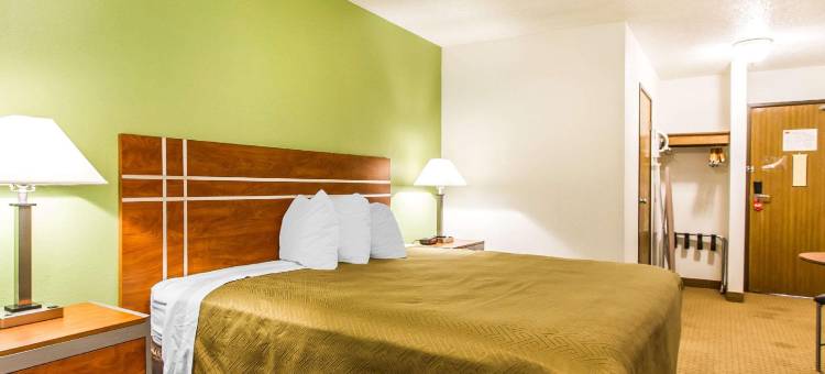 伊克诺套房旅馆(Econo Lodge & Suites)图片