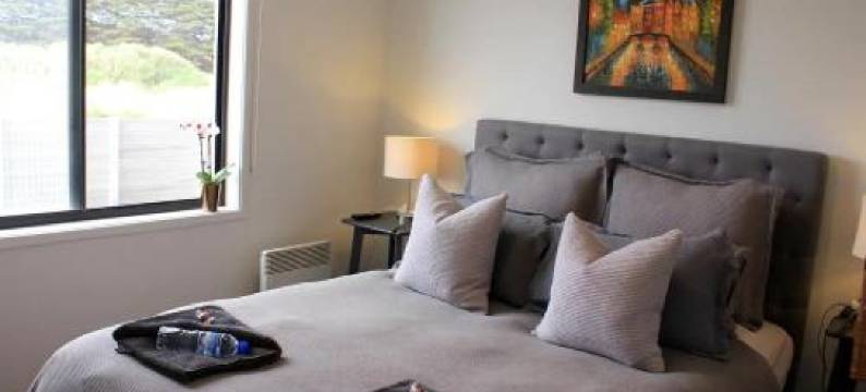 Your Home Away from Home图片