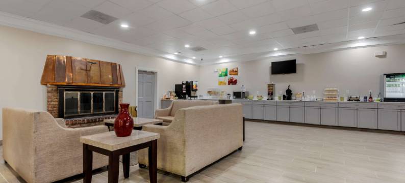 品质套房酒店-新哈特福德-尤蒂卡(Quality Inn & Suites New Hartford - Utica)图片